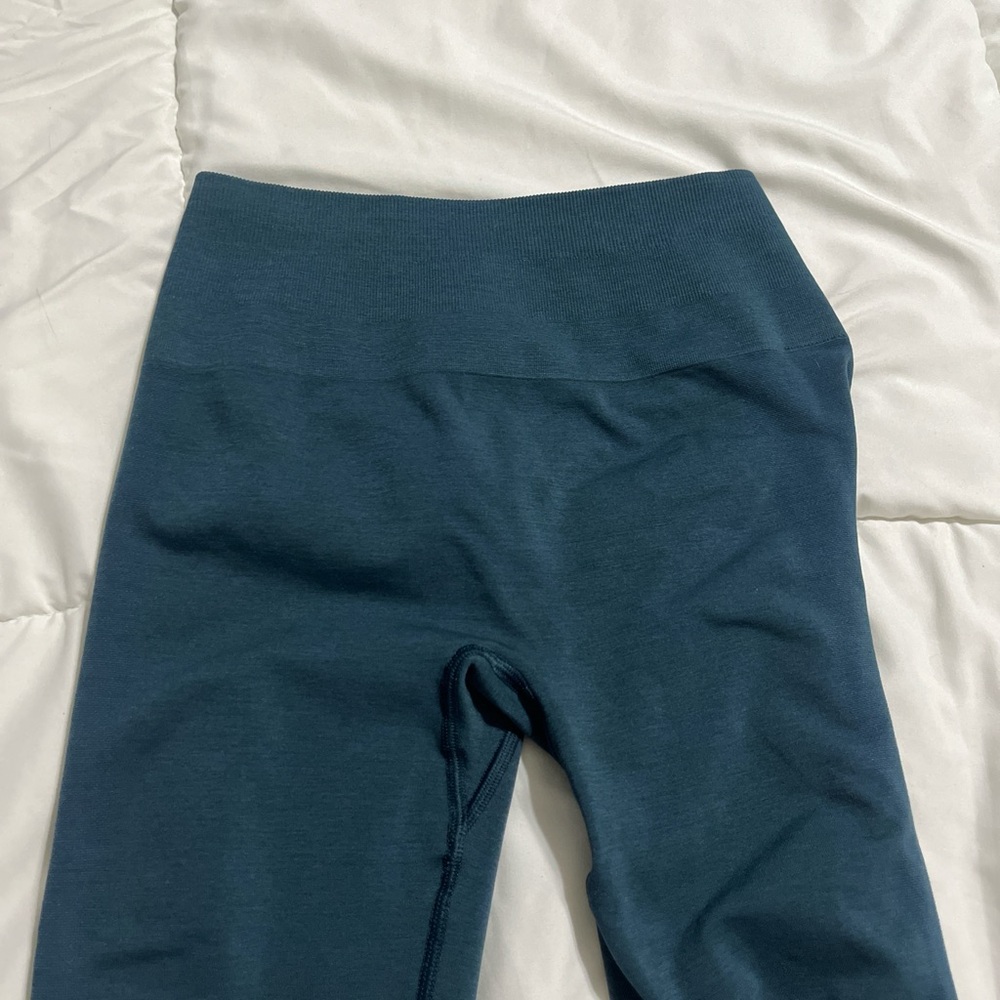 Alphalete Leggings